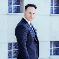 Kiss Zoltán Ingatlanszakértő kisszoltaningatlan